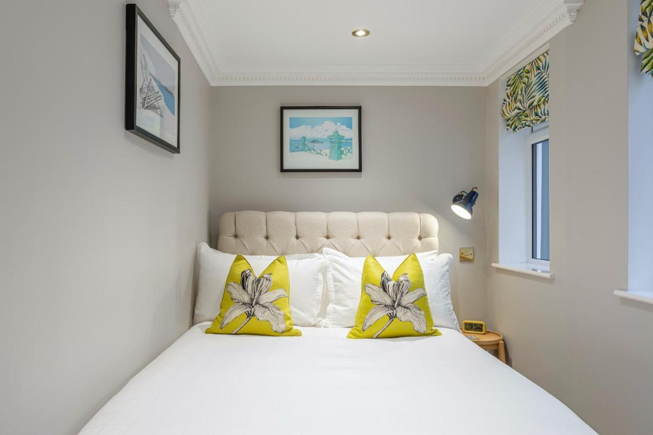 Beaches Brighton - Luxury Seafront Accommodation Zewnętrze zdjęcie