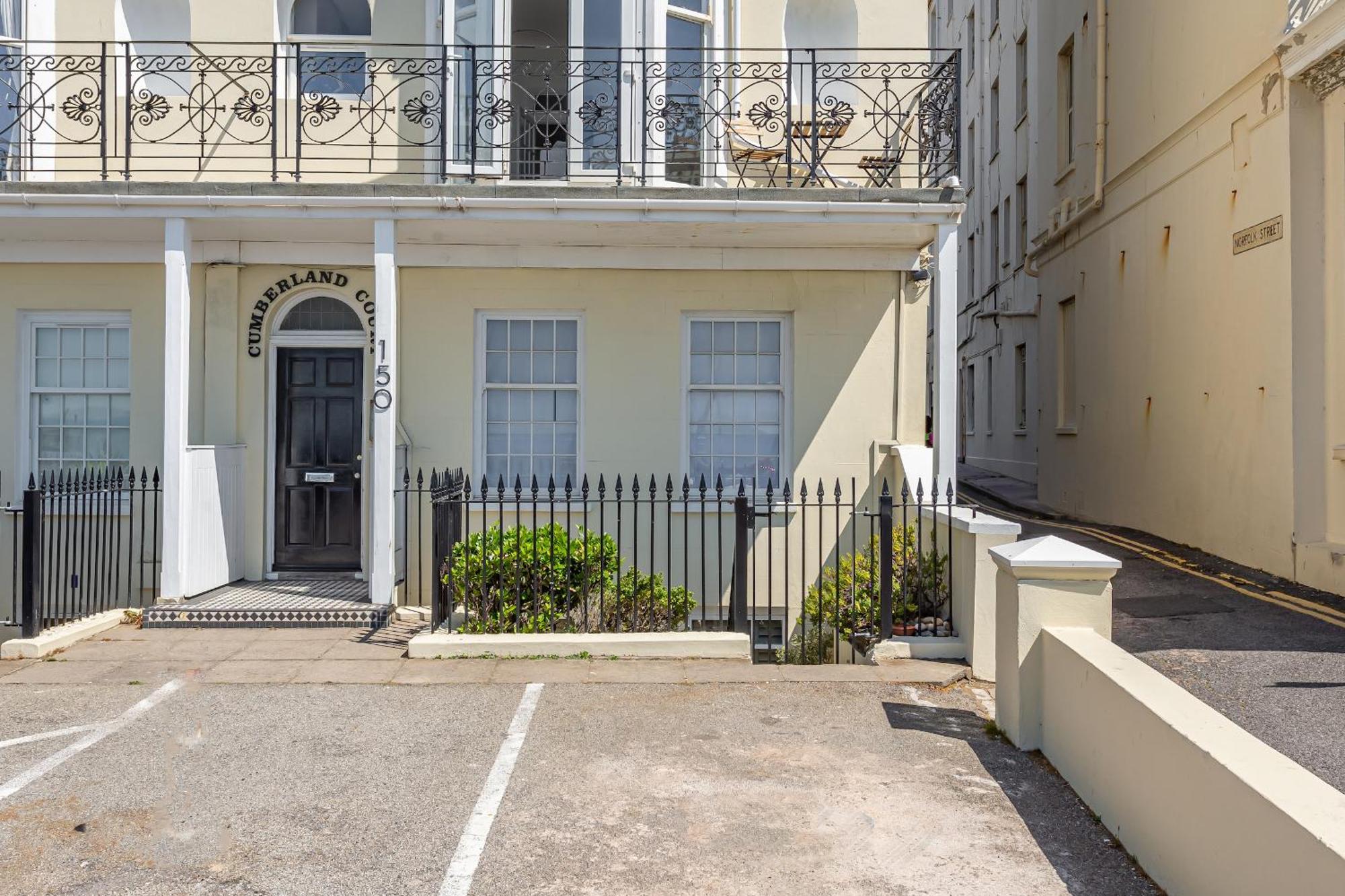Beaches Brighton - Luxury Seafront Accommodation Zewnętrze zdjęcie