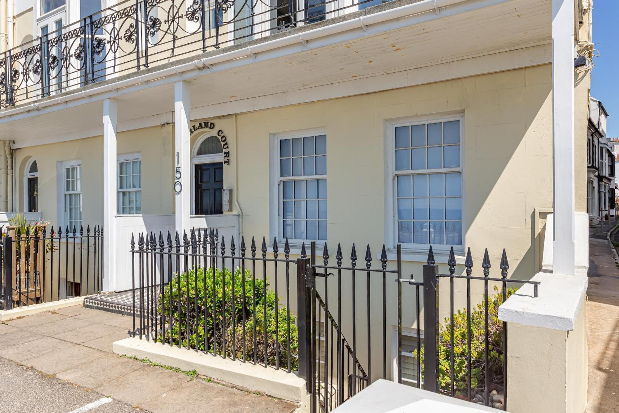Beaches Brighton - Luxury Seafront Accommodation Zewnętrze zdjęcie